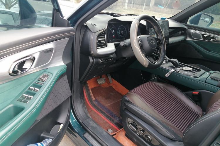 Used GAC Trumpchi ES9 2024 PHEV with 143 km Max Driver Seat
