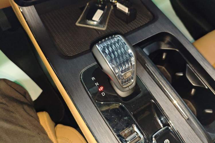 Used GAC Trumpchi ES9 2024 PHEV 143km Traveler Pro Gear Lever