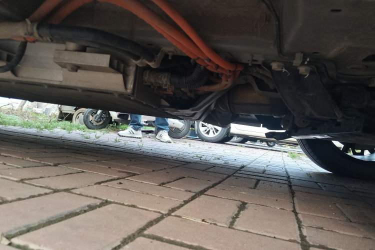 Used GAC Trumpchi ES9 2024 PHEV with 143 km Max Chassis Front Right