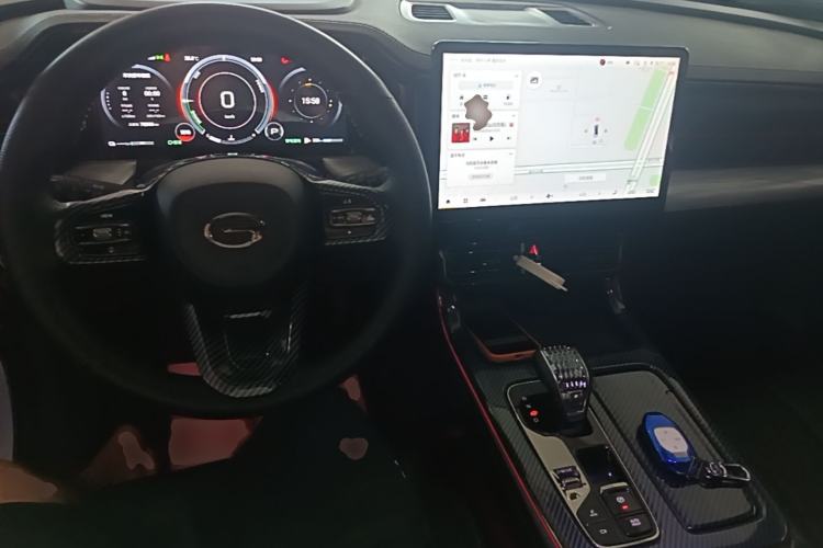 Used GAC Trumpchi ES9 2024 PHEV with 143 km Max Center Console