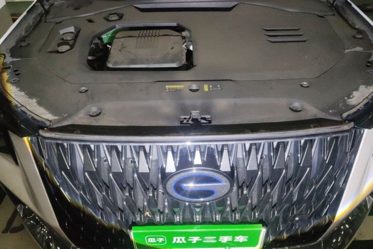Used GAC Trumpchi ES9 2024 PHEV with 143 km Max Engine Bay