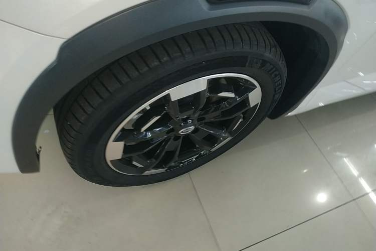 Used GAC Trumpchi ES9 2024 PHEV 143km Traveler Max Exterior 7