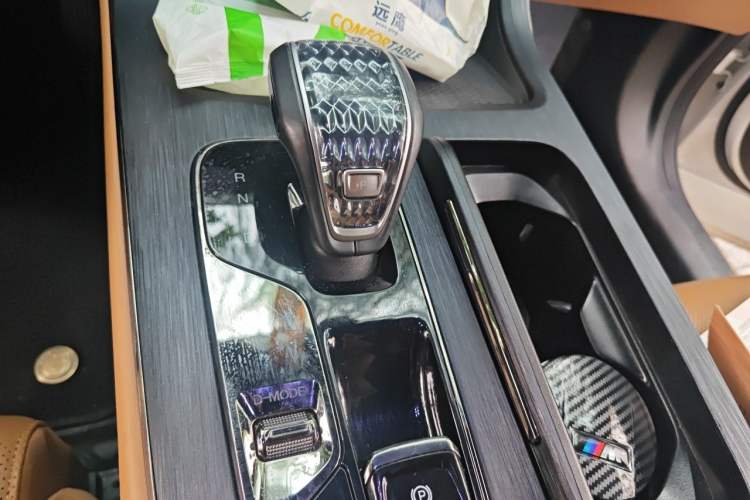 Used GAC Trumpchi ES9 2024 PHEV with 143 km Max Gear Lever