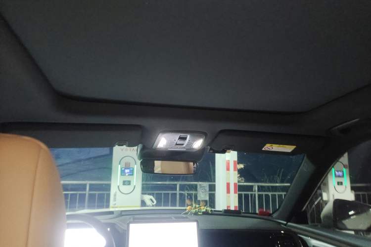 Used GAC Trumpchi ES9 2024 PHEV with 143 km Max Headliner