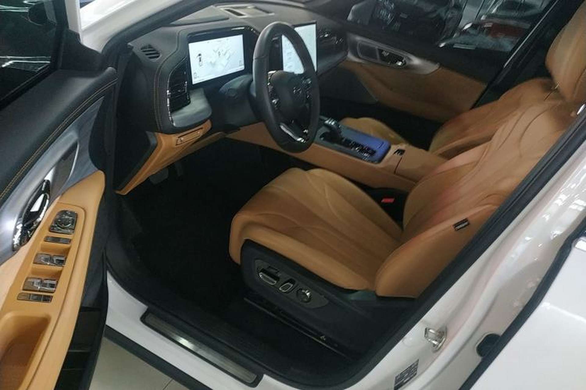 Used GAC Trumpchi ES9 2024 PHEV 143km Traveler Max Interior 3
