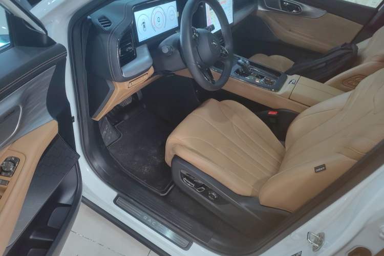 Used GAC Trumpchi ES9 2024 PHEV 143km Traveler Max Interior 3