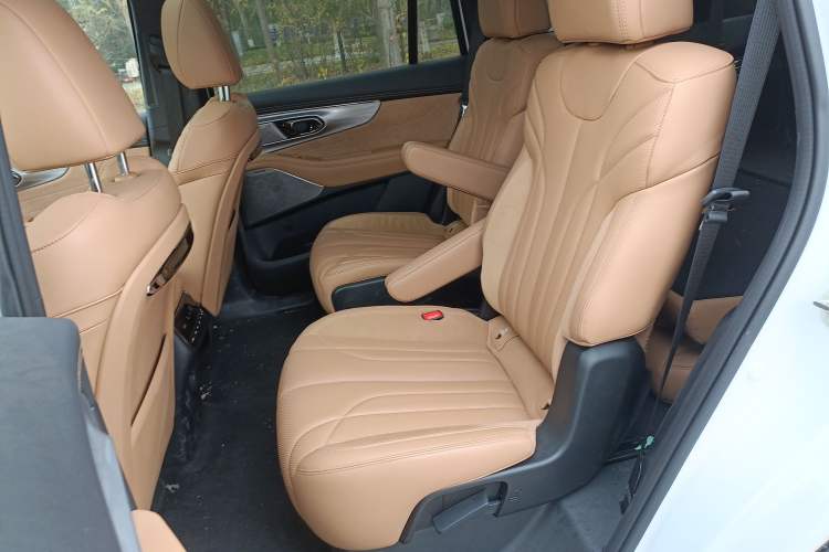 Used GAC Trumpchi ES9 2024 PHEV 143km Traveler Max Interior 4