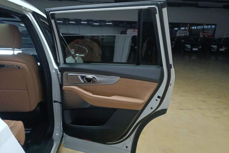 Used GAC Trumpchi ES9 2024 PHEV 143km Traveler Max Interior 6