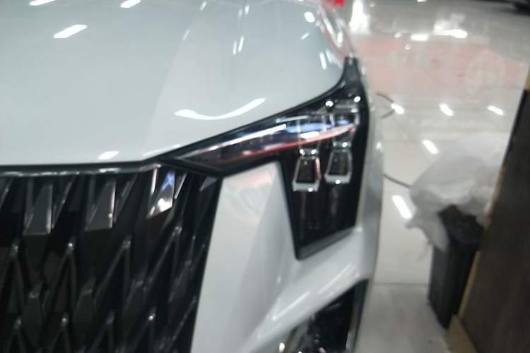 Used GAC Trumpchi ES9 2024 PHEV with 143 km Max Left Front Headlight