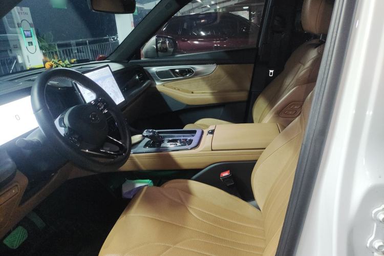 Used GAC Trumpchi ES9 2024 PHEV with 143 km Max Left Front Seat