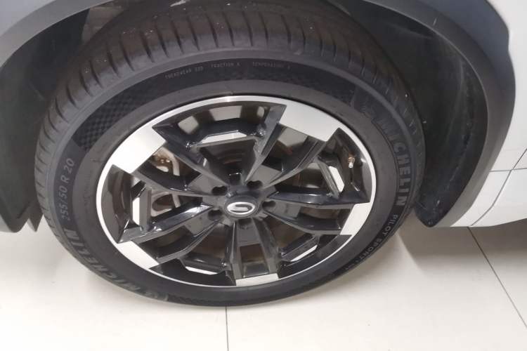 Used GAC Trumpchi ES9 2024 PHEV 143km Traveler Max Left Front Wheel Hub