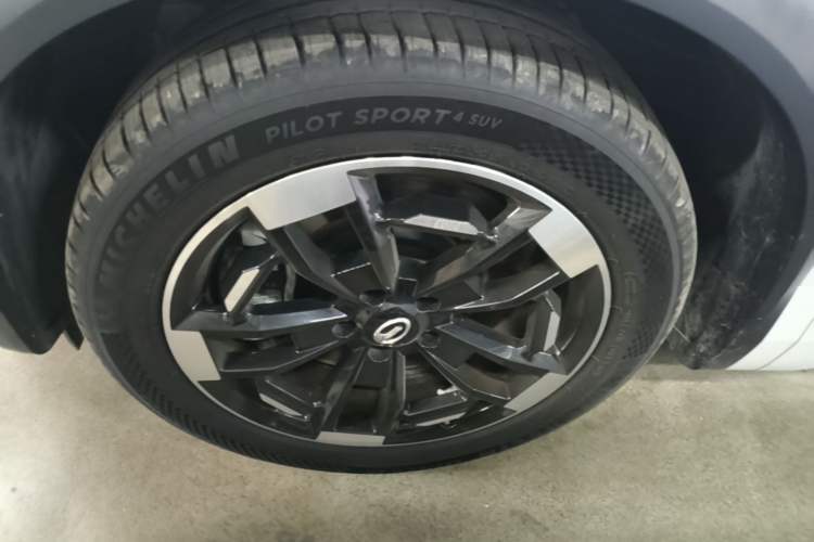 Used GAC Trumpchi ES9 2024 PHEV 143km Traveler Max Left Front Wheel Hub