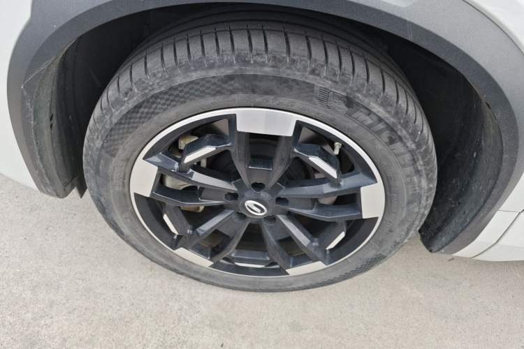 Used GAC Trumpchi ES9 2024 PHEV 143km Traveler Max Left Front Wheel Hub