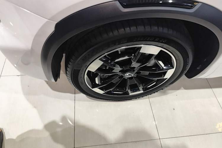 Used GAC Trumpchi ES9 2024 PHEV 143km Traveler Max Left Front Wheel Hub