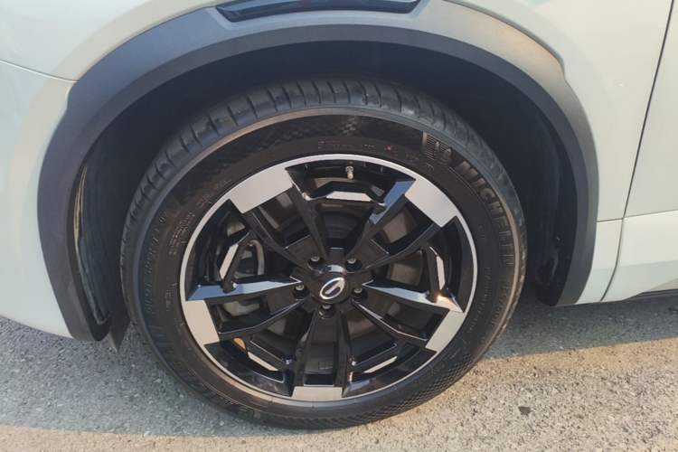 Used GAC Trumpchi ES9 2024 PHEV 143km Traveler Max Left Front Wheel Hub