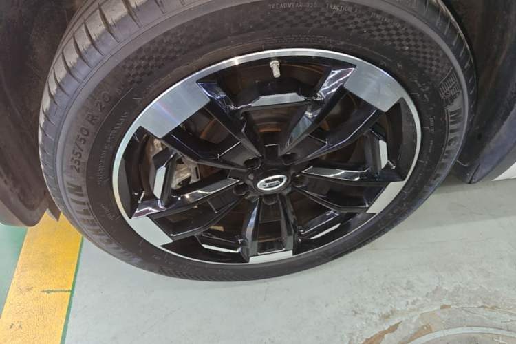 Used GAC Trumpchi ES9 2024 PHEV 143km Traveler Max Left Front Wheel Hub