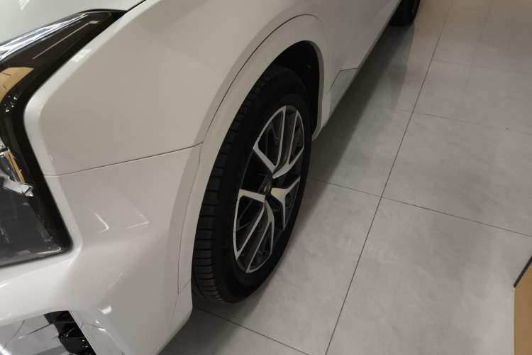 Used GAC Trumpchi ES9 2024 PHEV 143km Pro+ Left Front Wheel Hub