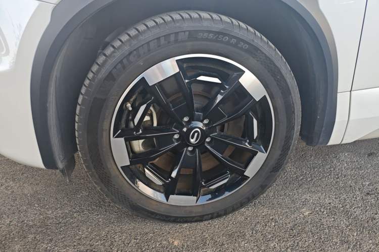 Used GAC Trumpchi ES9 2024 PHEV 143km Traveler Max Left Front Wheel Hub