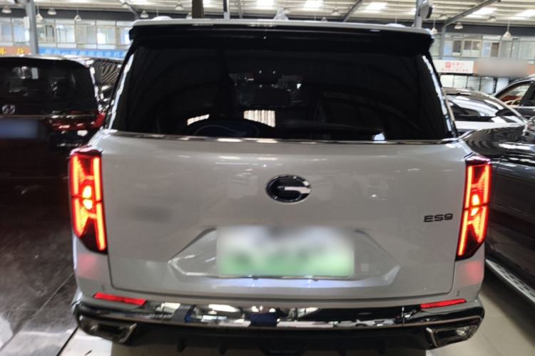 Used GAC Trumpchi ES9 2024 PHEV with 143 km Max Rear