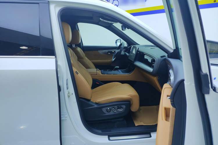 Used GAC Trumpchi ES9 2024 PHEV 143km Traveler Max Right Front Seat