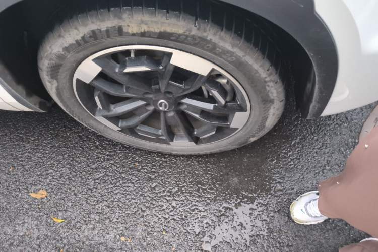 Used GAC Trumpchi ES9 2024 PHEV 143km Traveler Pro Right Front Wheel Hub