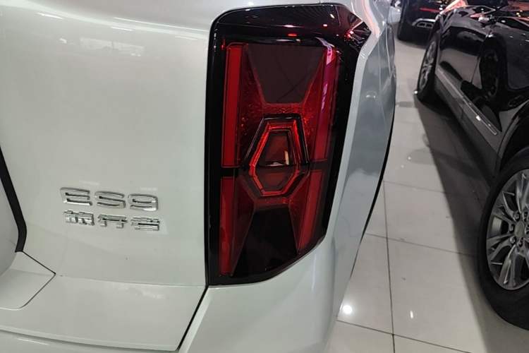 Used GAC Trumpchi ES9 2024 PHEV 143km Traveler Max Right Rear Taillight