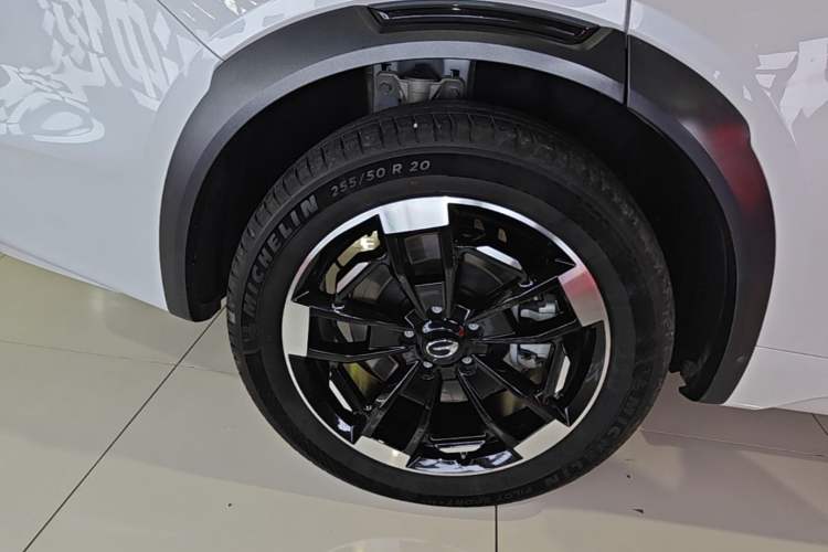 Used GAC Trumpchi ES9 2024 PHEV 143km Traveler Max Right Rear Wheel Hub