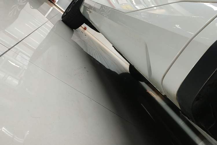 Used GAC Trumpchi ES9 2024 PHEV 143km Traveler Max Right Side Sill