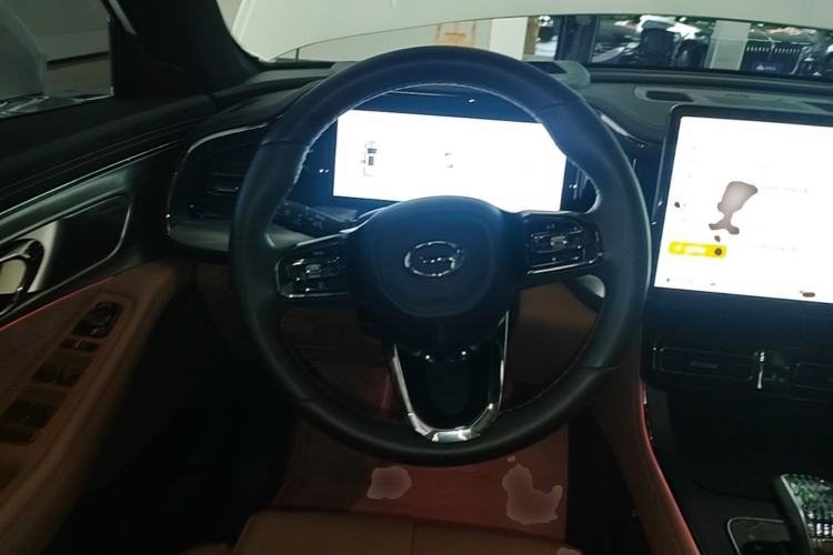 Used GAC Trumpchi ES9 2024 PHEV with 143 km Max Steering Wheel