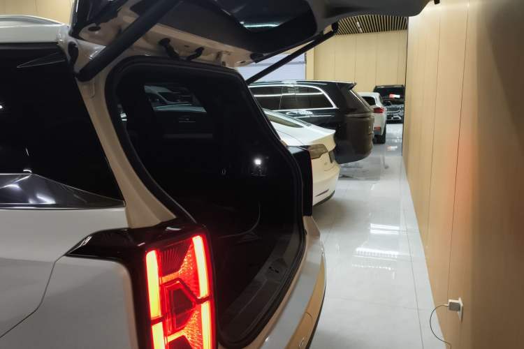 Used GAC Trumpchi ES9 2024 PHEV 143km Pro+ Trunk