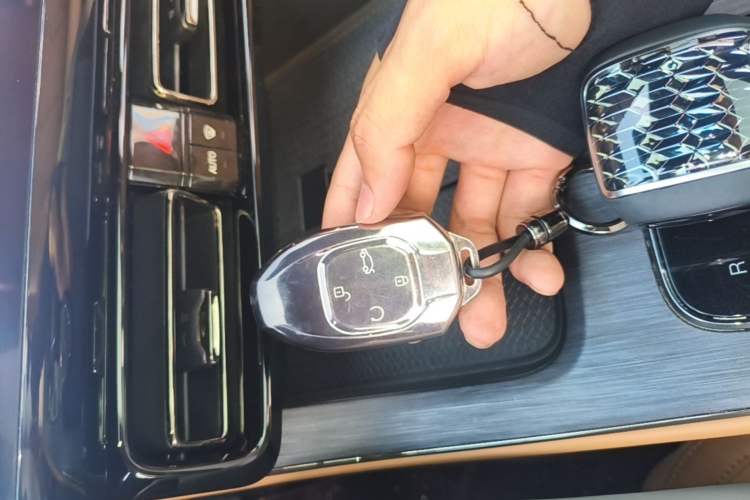 Used GAC Trumpchi ES9 2024 PHEV 143km Traveler Max Vehicle Key