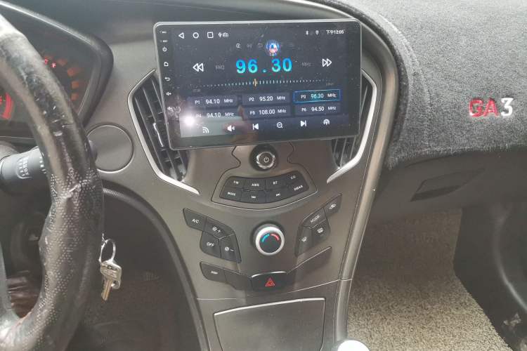 Used GAC Trumpchi GA3 2013 1.6L Manual Elite Edition Audio And AC Panel
