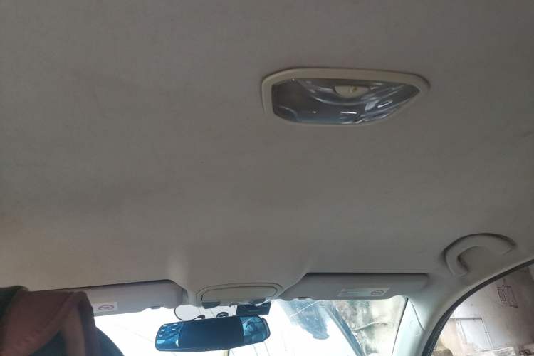 Used GAC Trumpchi GA3 2013 1.6L Manual Elite Edition Headliner