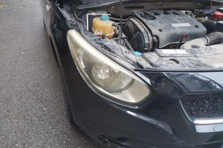 Used GAC Trumpchi GA3 2013 1.6L Manual Elite Edition Right Front Headlight