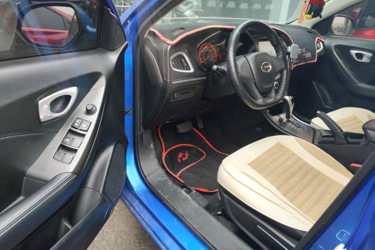 Used GAC Trumpchi GA3 2013 1.6L Automatic Elite ESP Edition Driver Seat