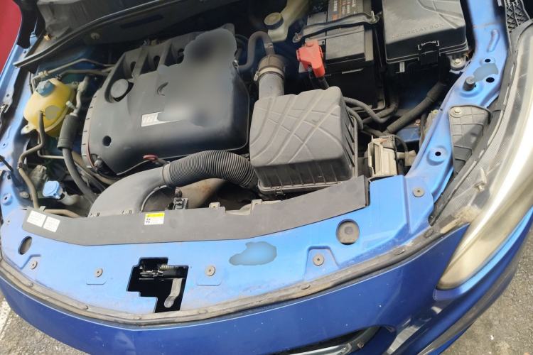 Used GAC Trumpchi GA3 2013 1.6L Automatic Elite ESP Edition Engine Bay