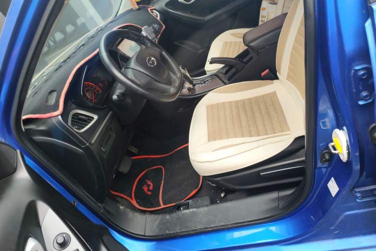 Used GAC Trumpchi GA3 2013 1.6L Automatic Elite ESP Edition Left Front Seat