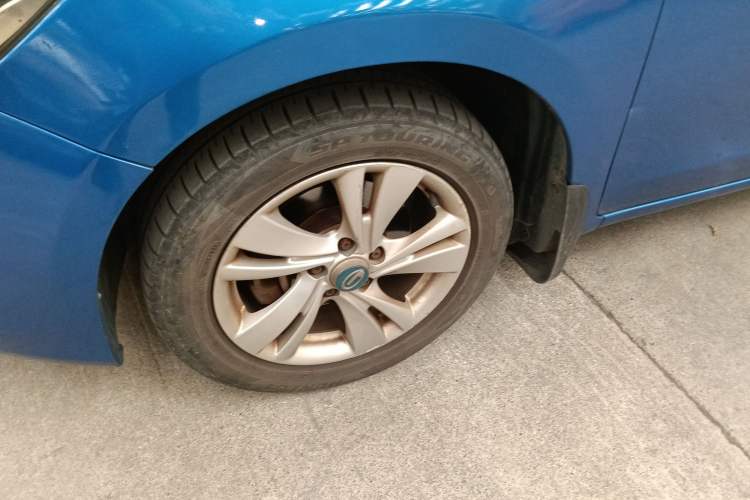 Used GAC Trumpchi GA3 2013 1.6L Automatic Luxury ESP Version Left Front Wheel Hub