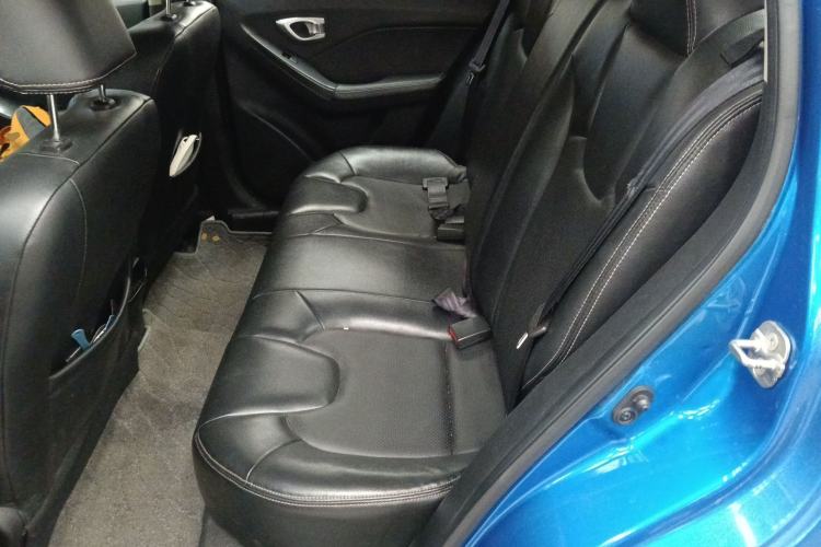 Used GAC Trumpchi GA3 2013 1.6L Automatic Luxury ESP Version Left Rear Seat