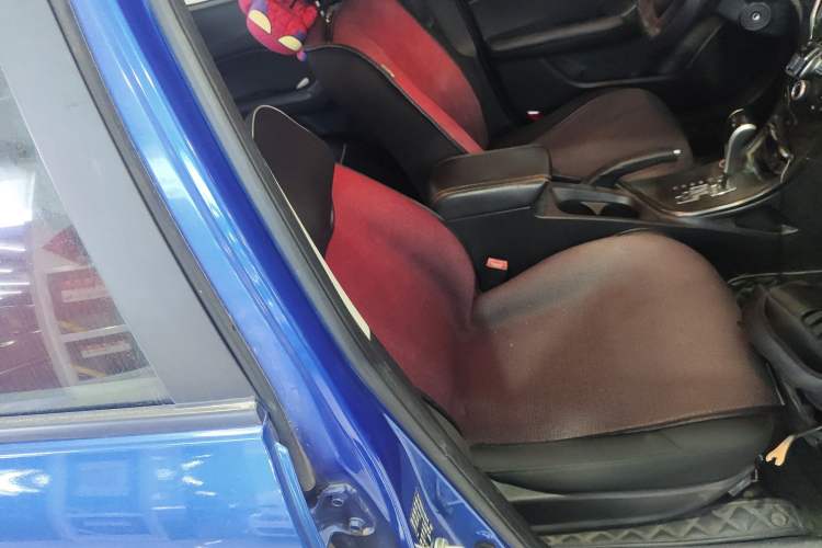 Used GAC Trumpchi GA3 2013 1.6L Automatic Elite ESP Edition Right Front Seat