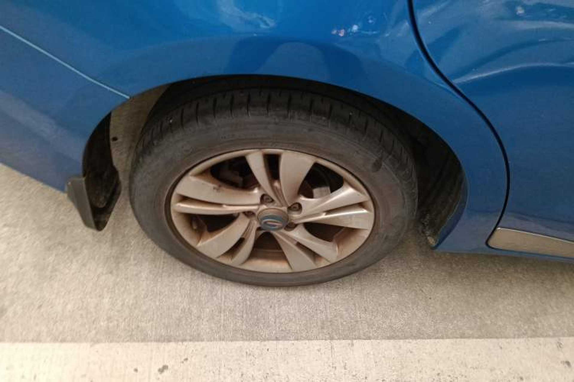 Used GAC Trumpchi GA3 2013 1.6L Automatic Luxury ESP Version Right Rear Wheel Hub