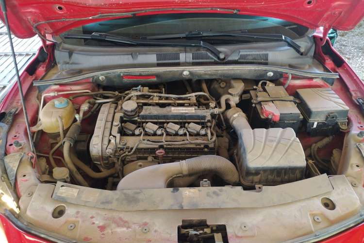 Used GAC Trumpchi GA3 2013 1.6L Manual Elite Edition Engine Bay