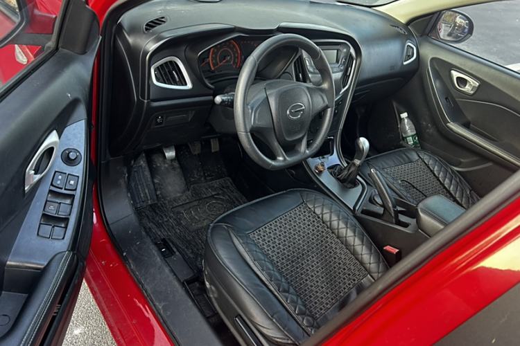 Used GAC Trumpchi GA3 2013 1.6L Manual Elite Edition Interior 2