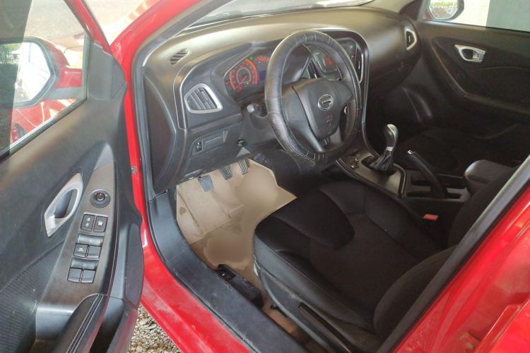 Used GAC Trumpchi GA3 2013 1.6L Manual Elite Edition Interior 3