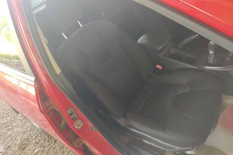 Used GAC Trumpchi GA3 2013 1.6L Manual Elite Edition Right Front Seat