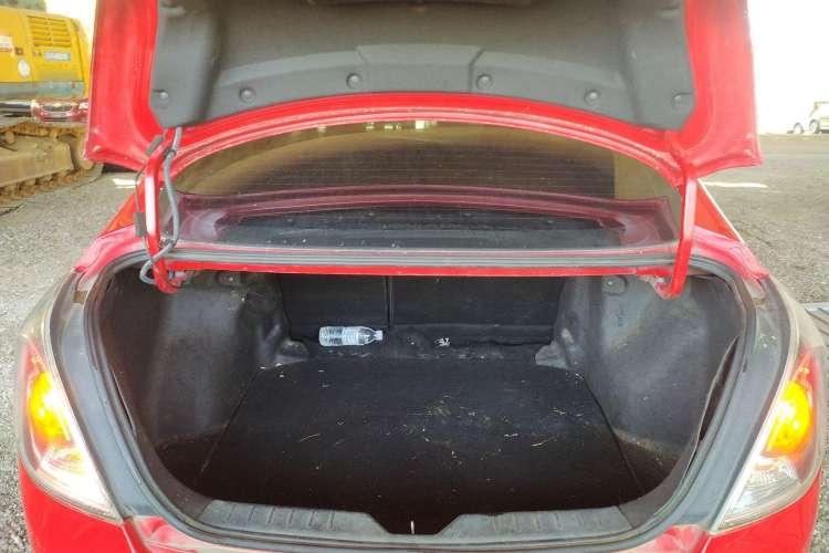 Used GAC Trumpchi GA3 2013 1.6L Manual Elite Edition Trunk