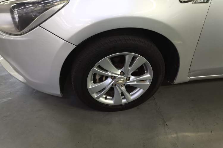 Used GAC Trumpchi GA3 2013 1.6L Automatic Luxury ESP Version Left Front Wheel Hub