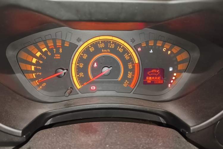 Used GAC Trumpchi GA3 2013 1.6L Manual Elite Edition Odometer Close Up