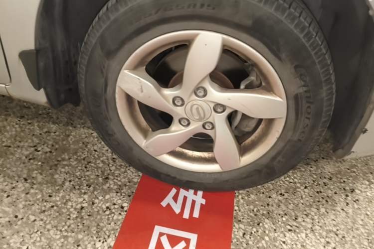 Used GAC Trumpchi GA3 2013 1.6L Manual Elite Edition Right Front Wheel Hub