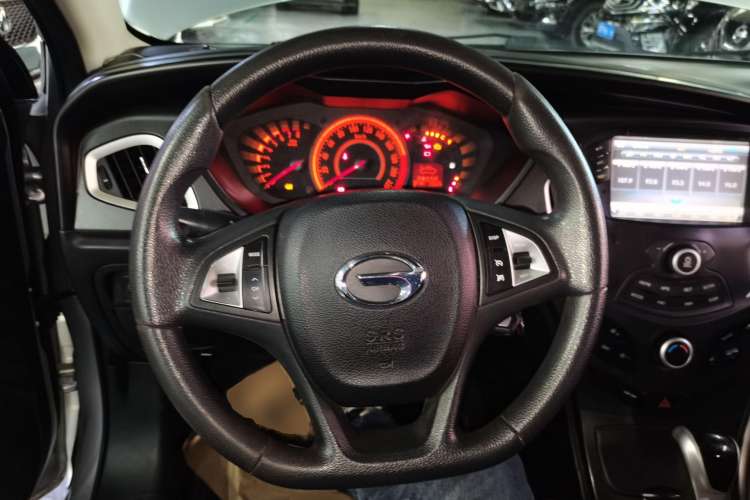 Used GAC Trumpchi GA3 2013 1.6L Automatic Luxury ESP Version Steering Wheel